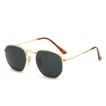 Flaer Aurum™: Classic Sunglasses