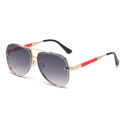 Flaer Skyline™: Gradient Aviator Sunglasses