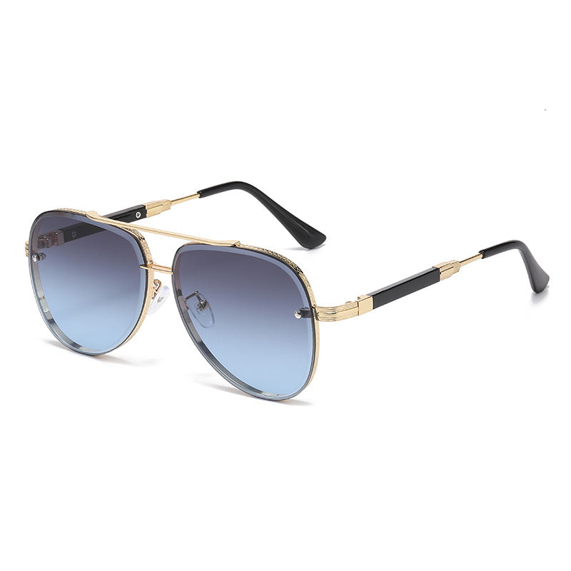 Flaer Skyline™: Gradient Aviator Sunglasses