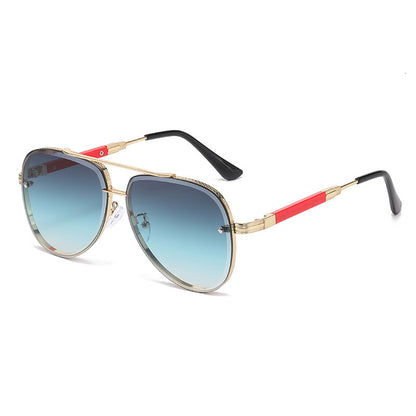 Flaer Skyline™: Gradient Aviator Sunglasses