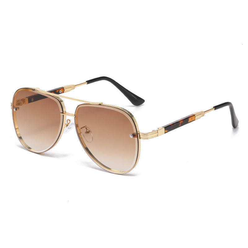 Flaer Skyline™: Gradient Aviator Sunglasses